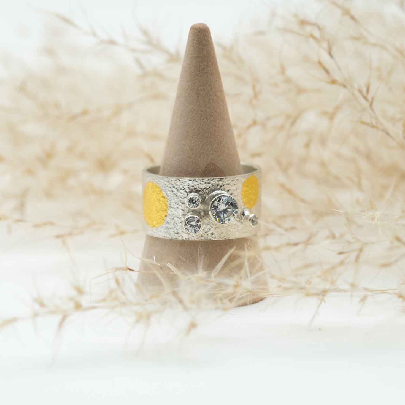 Stellar Ring
