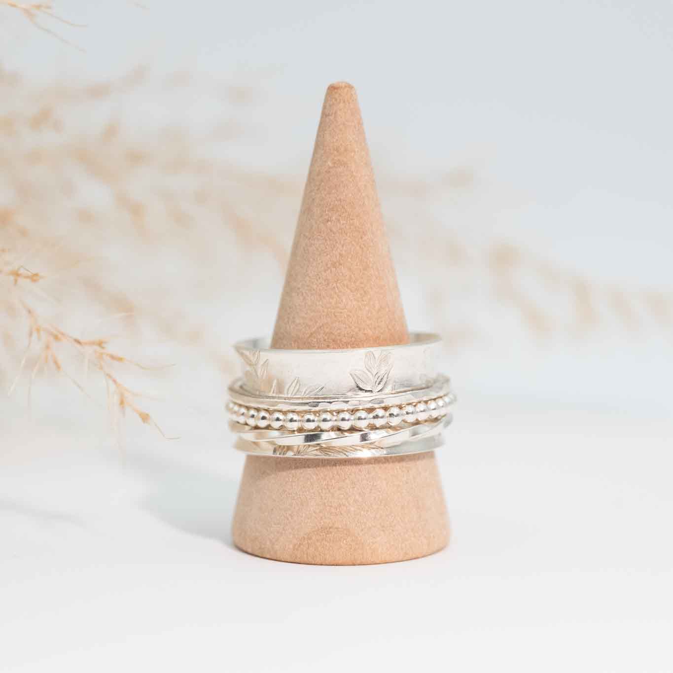 Sprig Spinner Ring