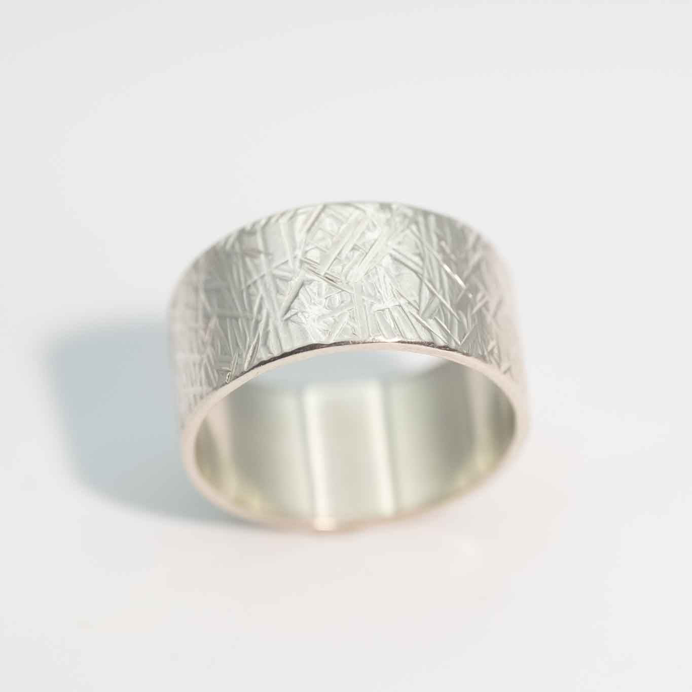 Notch Ring