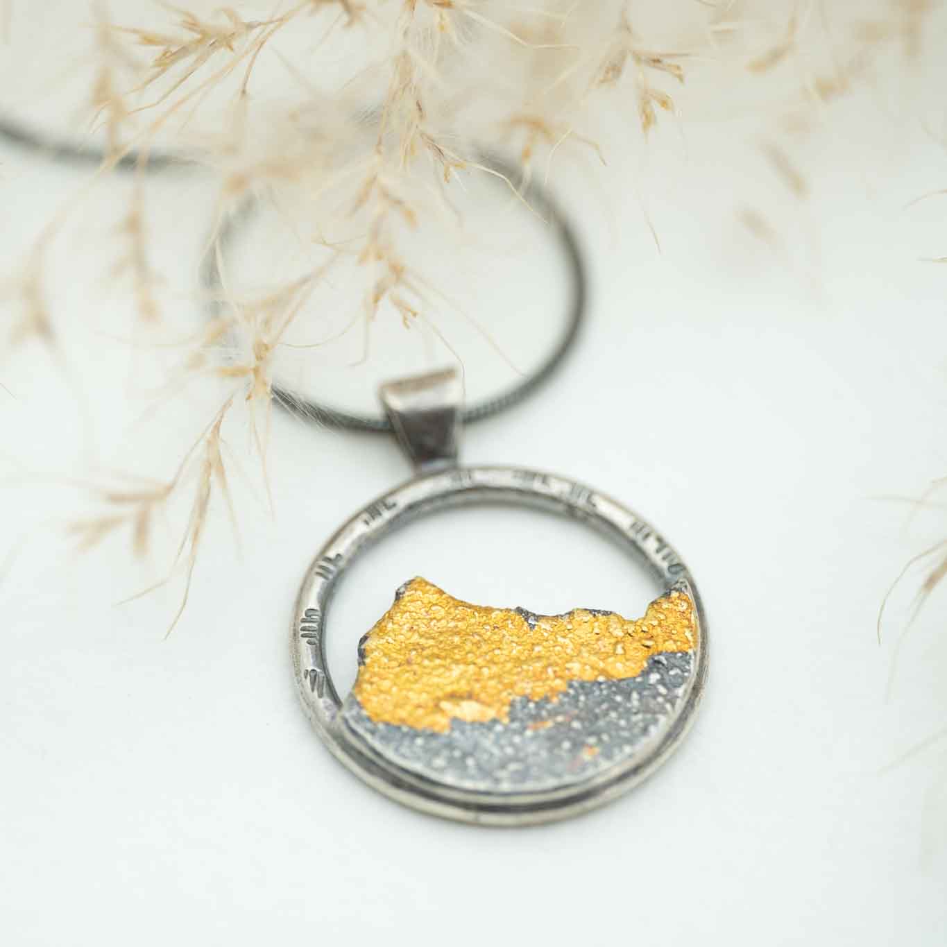 The Peak Necklace