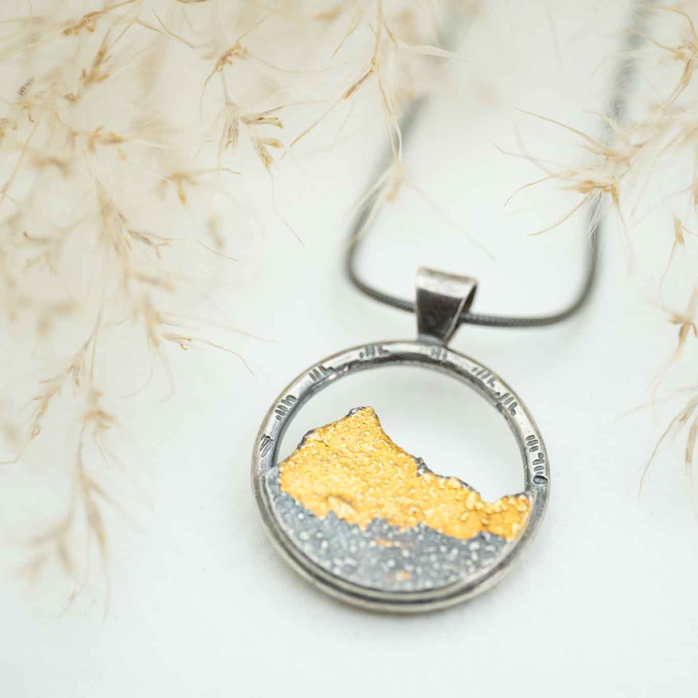 The Peak Necklace